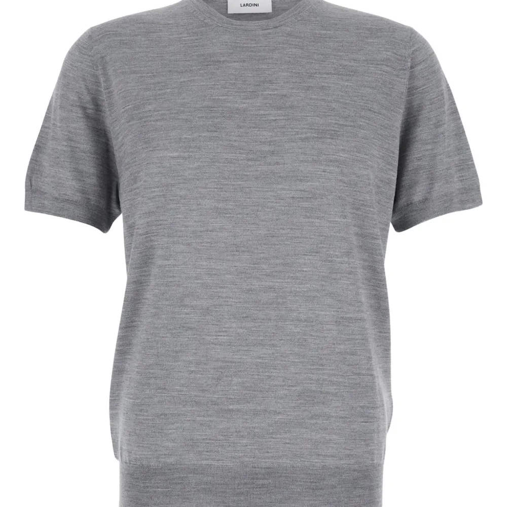 Футболка в рубчик