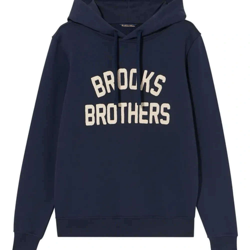 Худи с вышитым логотипом