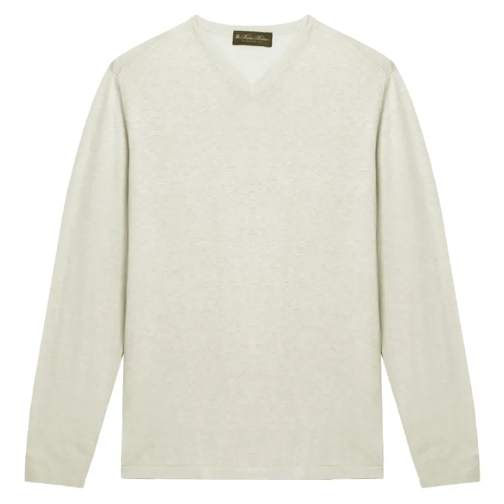 футболка с V-образным вырезом и длинными рукавами