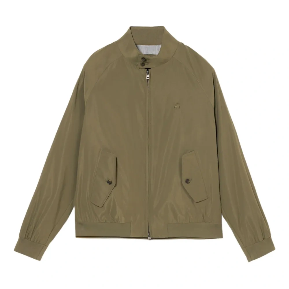 Куртка с вышитым логотипом