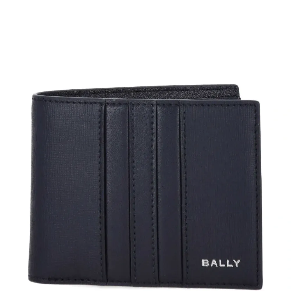 Кошелек с тиснением