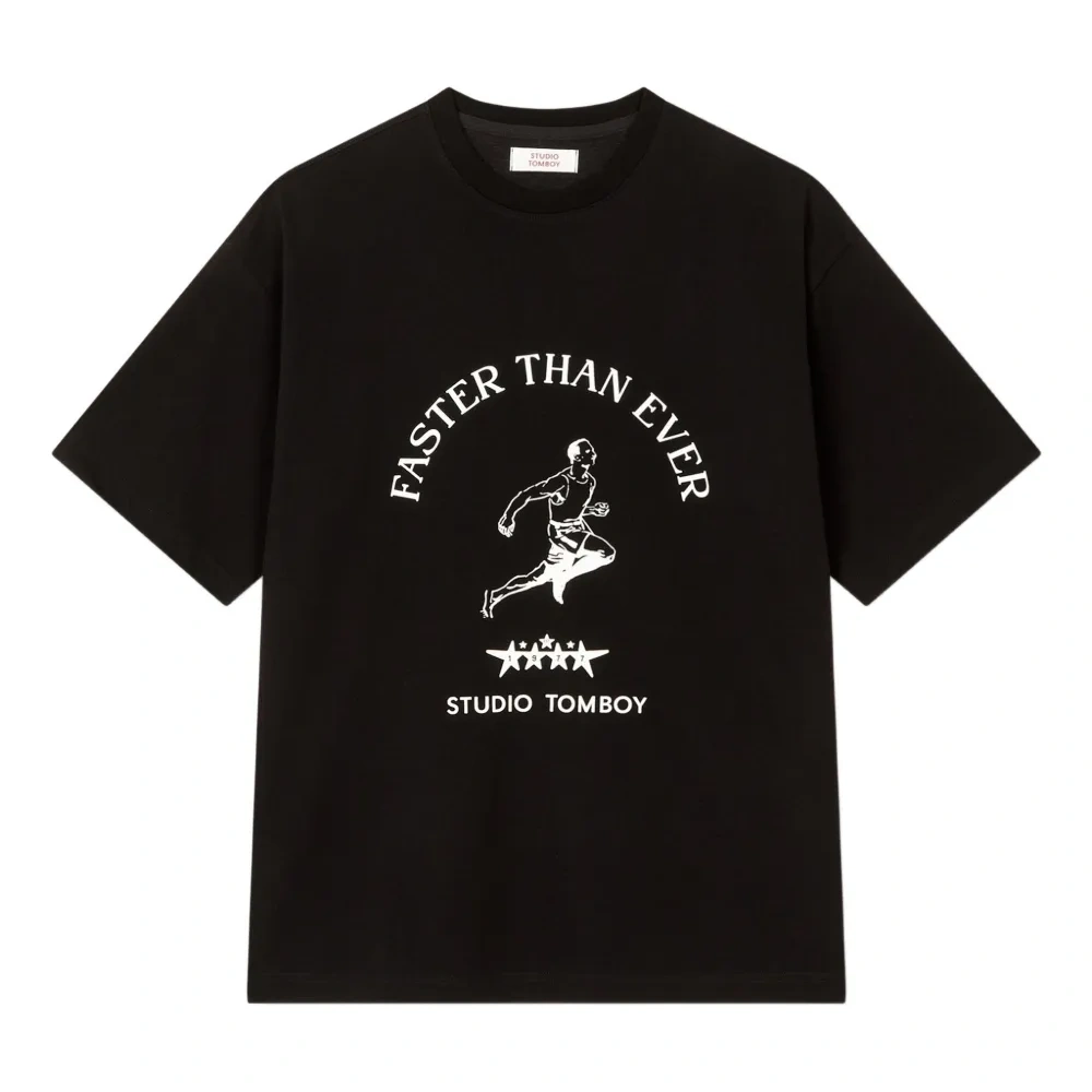 Футболка с графичным принтом