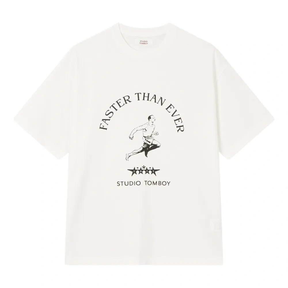 Футболка с графичным принтом