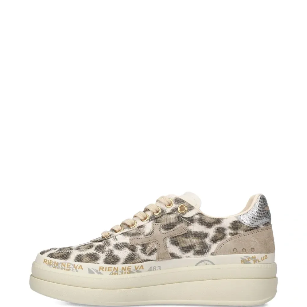 Кроссовки с леопардовым принтом