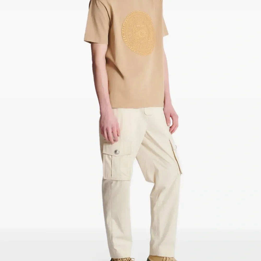 футболка с вышивкой Médaille