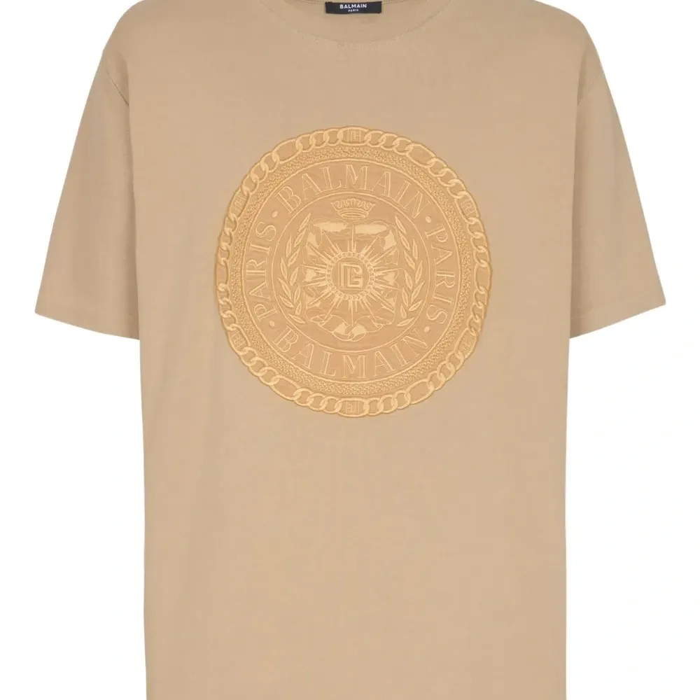 футболка с вышивкой Médaille