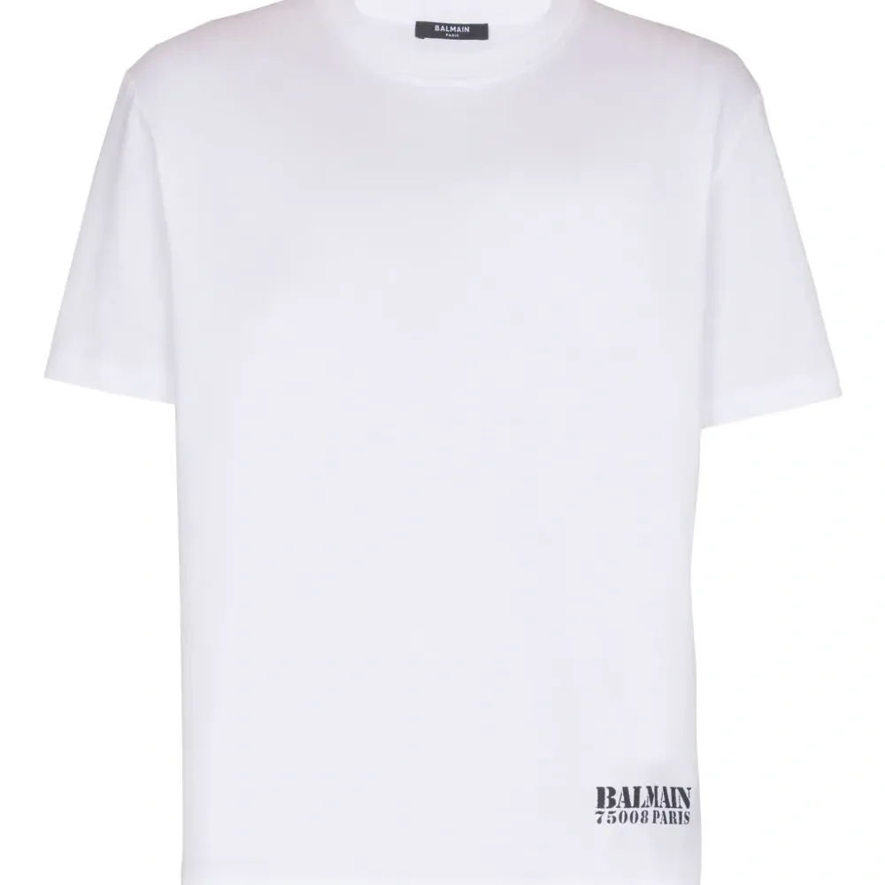 Футболка с логотипом