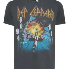 Футболка с графичным принтом