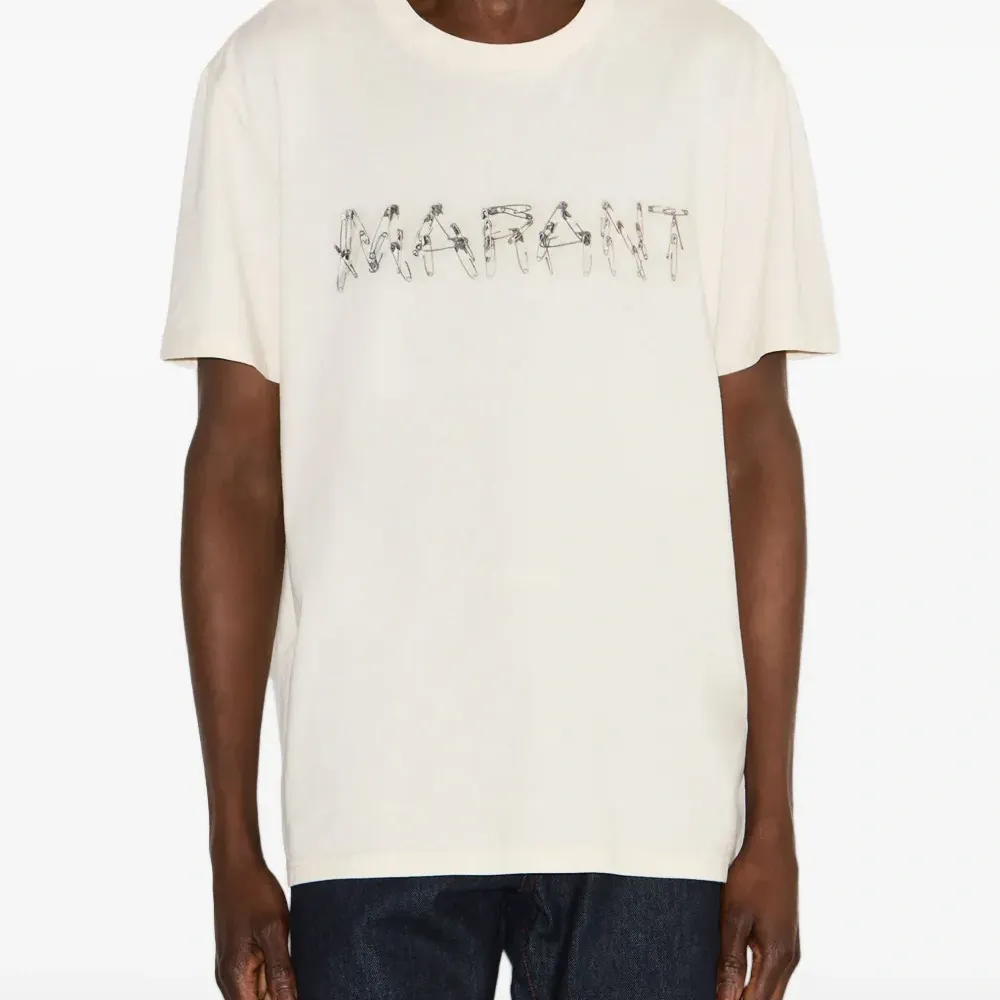 Футболка с логотипом