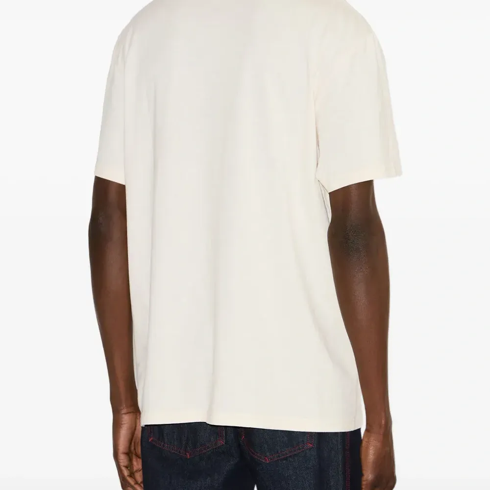 Футболка с логотипом