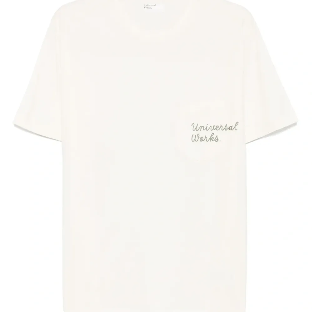 Футболка с логотипом