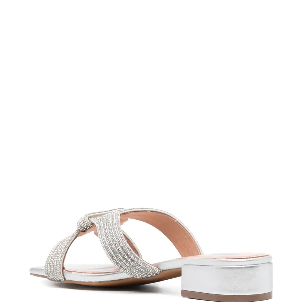 Сандалии Sloan