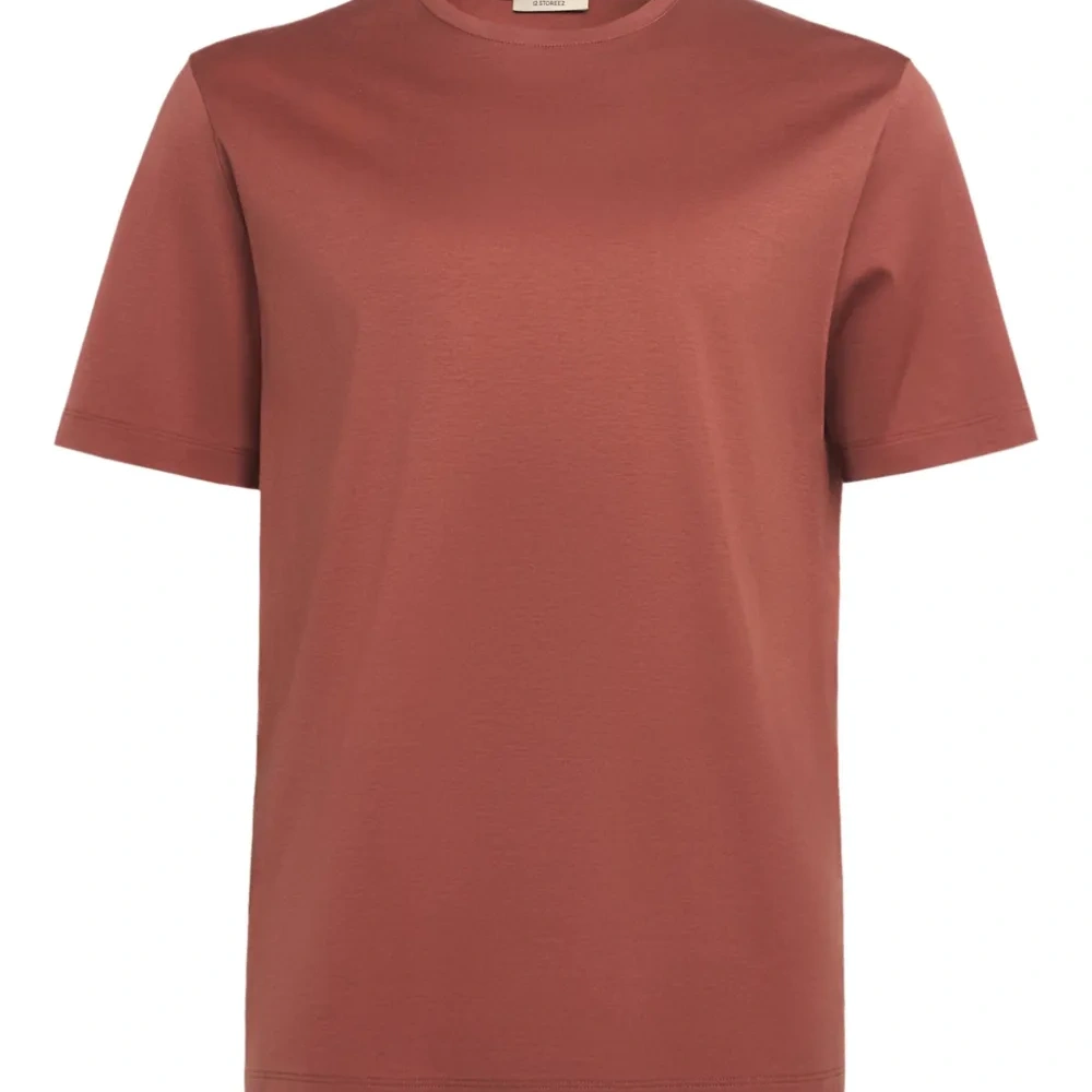 футболка с круглым вырезом