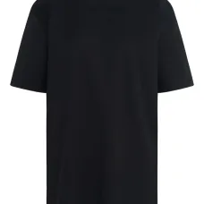 футболка с круглым вырезом