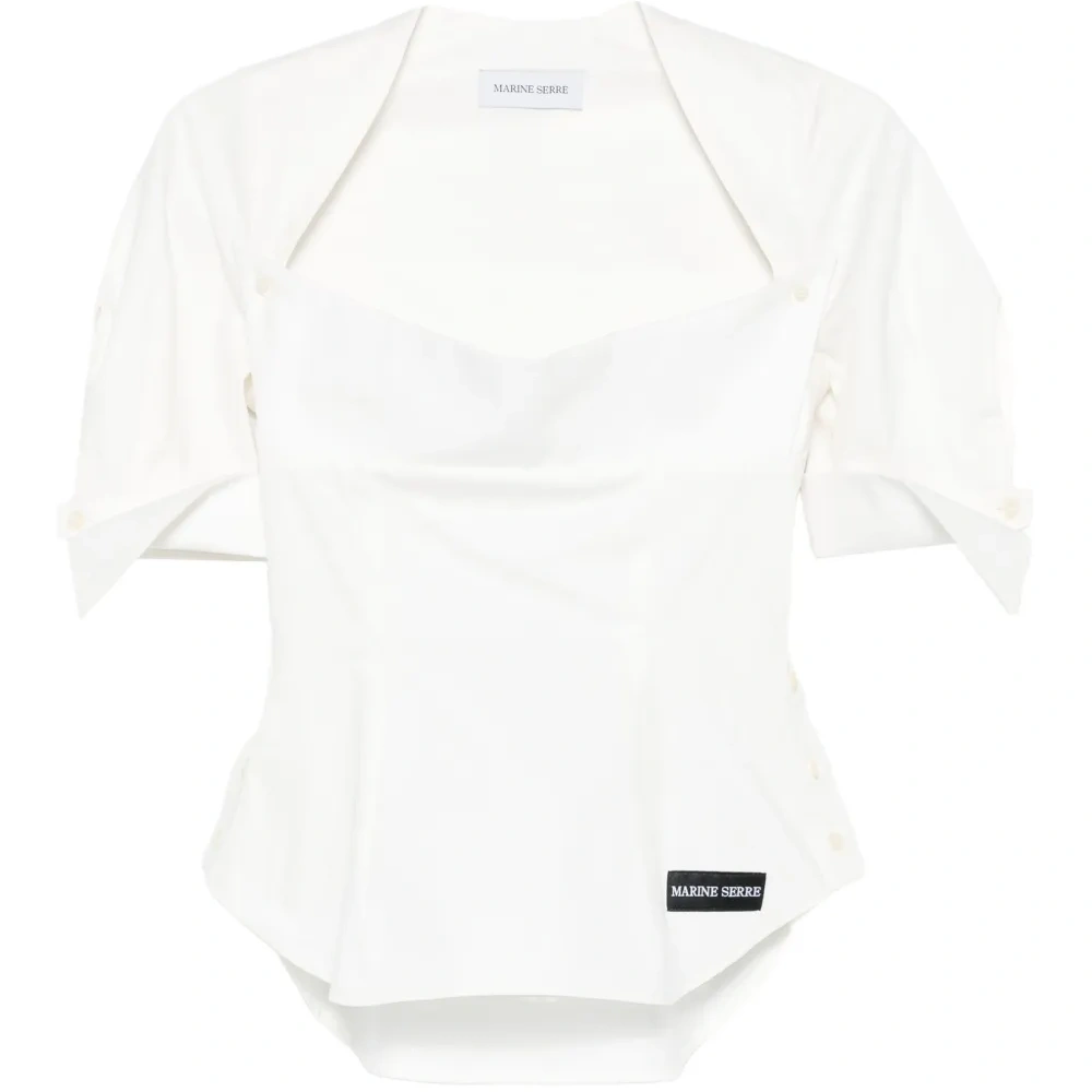 Блузка с квадратным вырезом