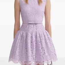 Кружевное платье