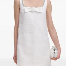 Платье из тюля