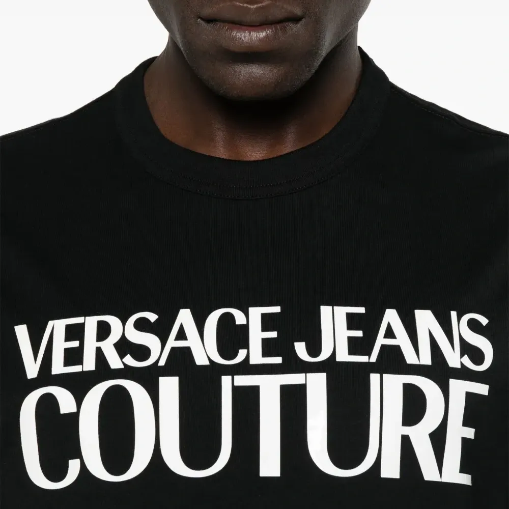 Футболка с логотипом Футболка с логотипом