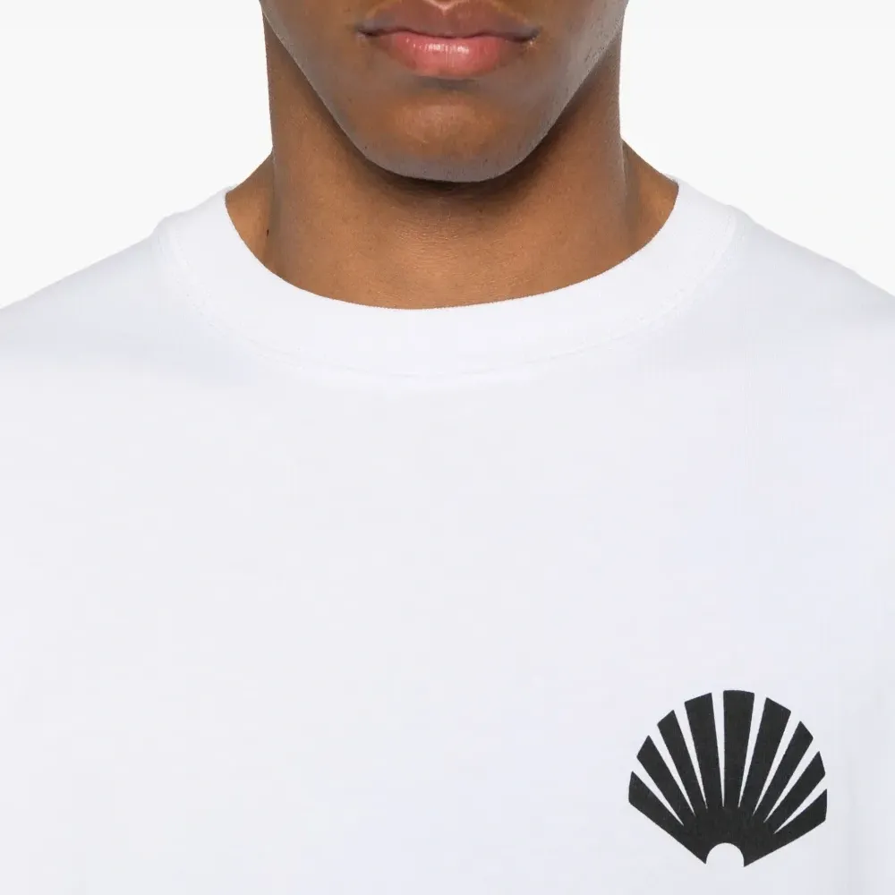 Футболка с логотипом