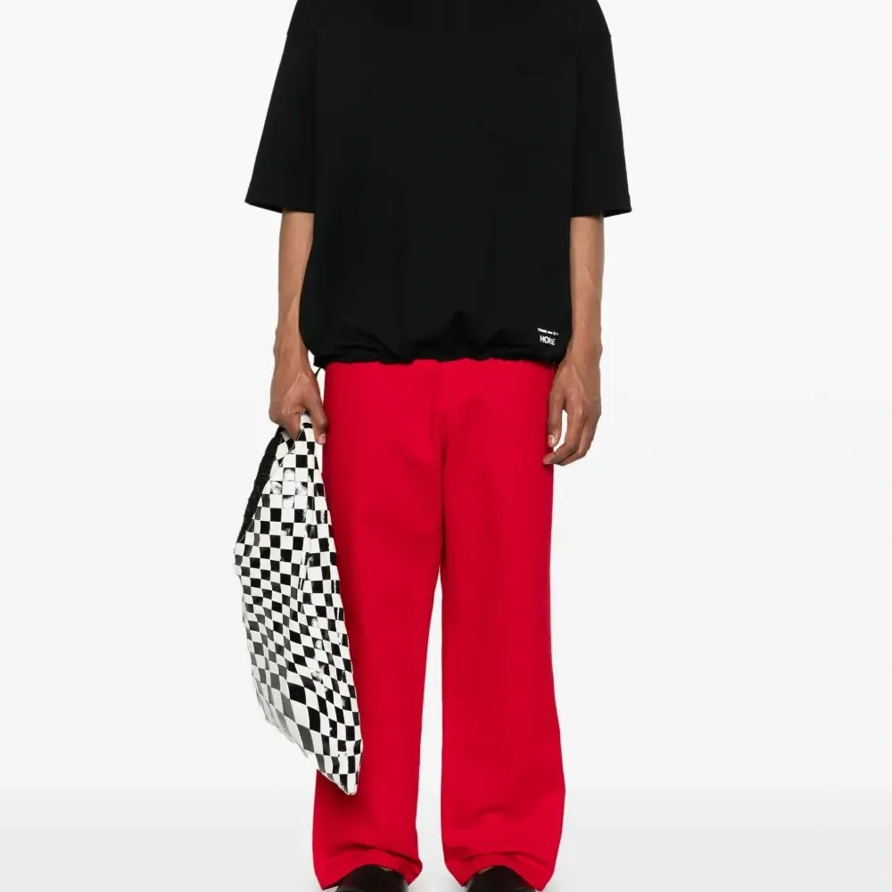 Футболка с круглым вырезом