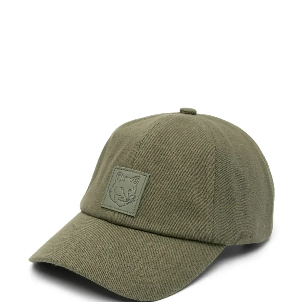 Бейсболка с нашивкой Bold Fox Head Бейсболка с нашивкой Bold Fox Head