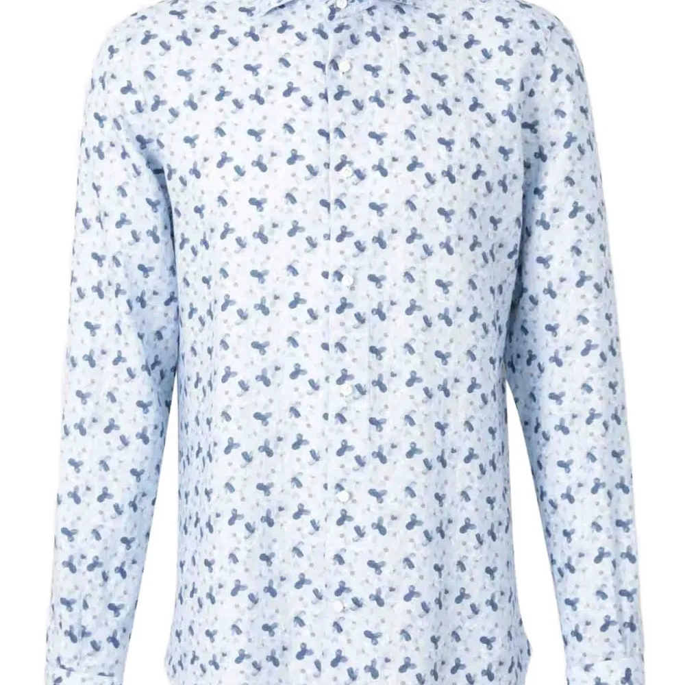 Рубашка на пуговицах