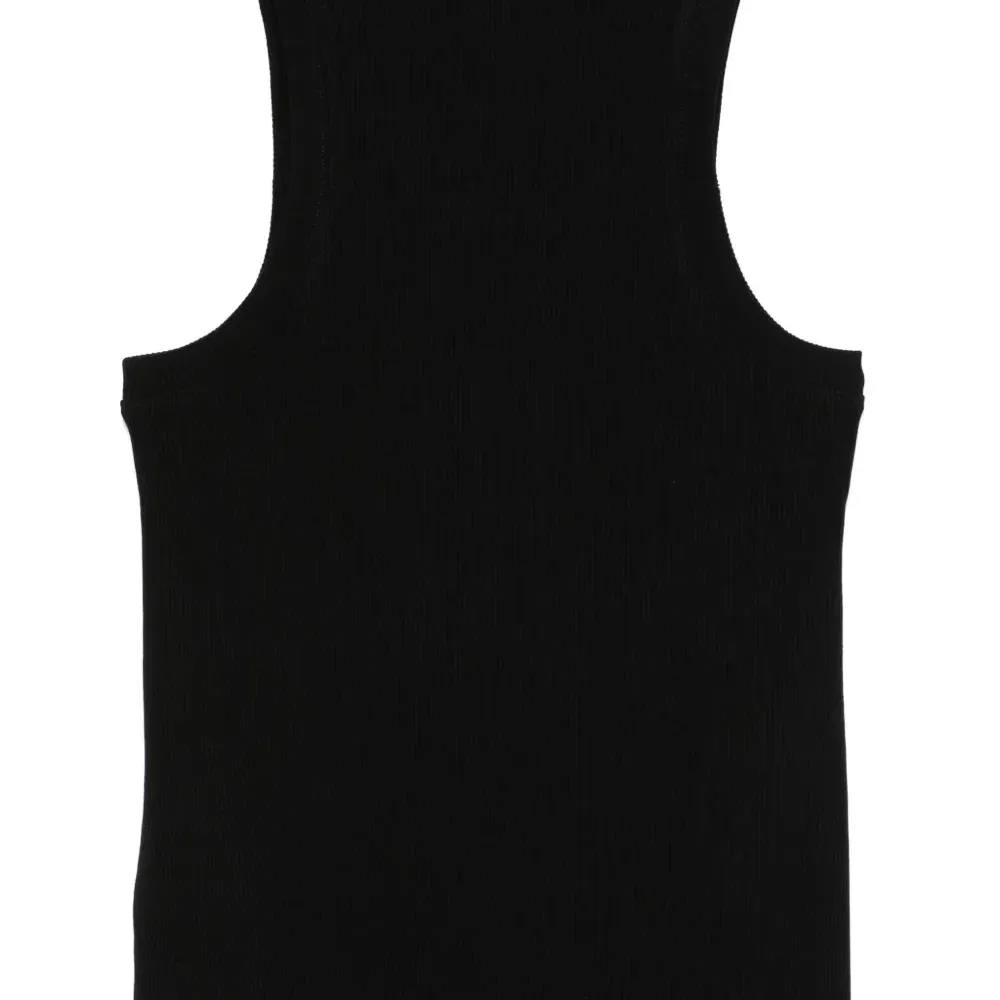 Топ с металлическим декором