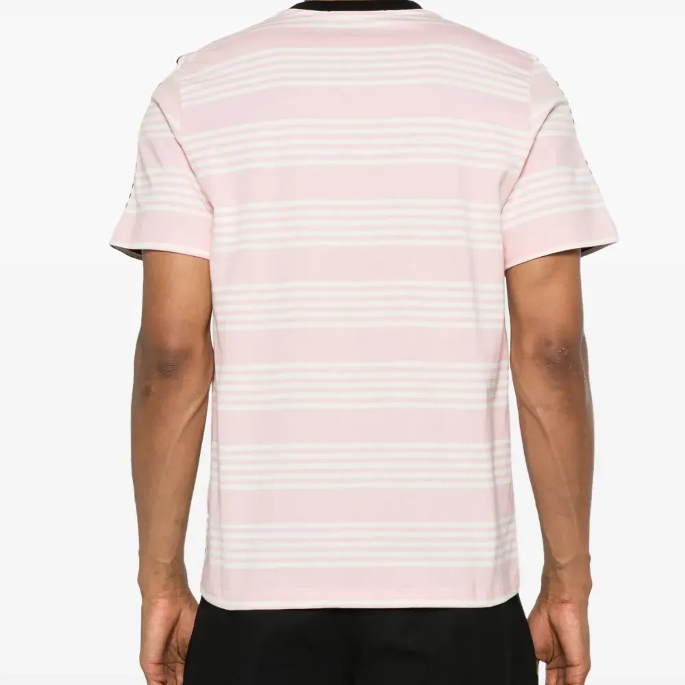 Футболка в полоску