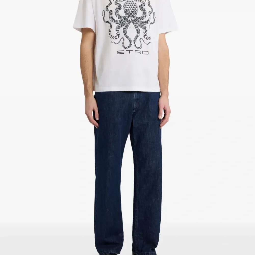 Футболка с логотипом Футболка с логотипом