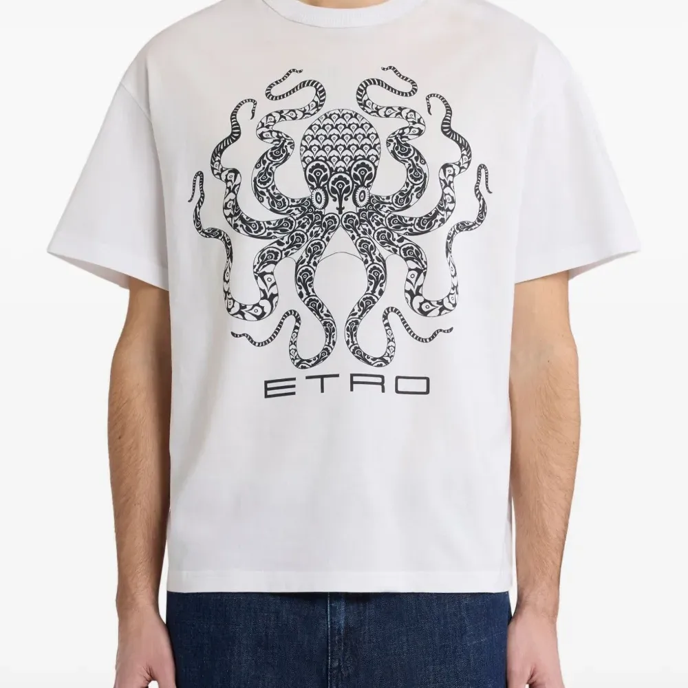 Футболка с логотипом Футболка с логотипом