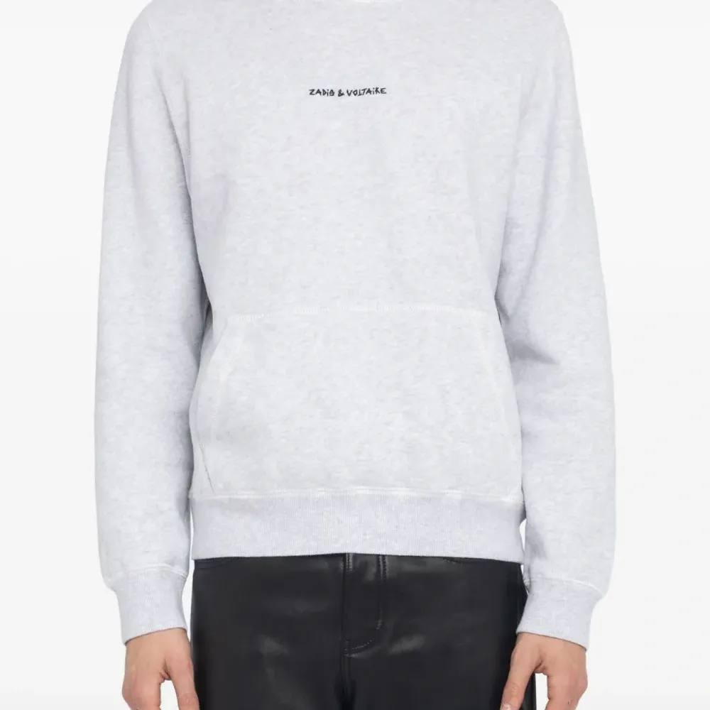 Худи Sanchi с нашивкой