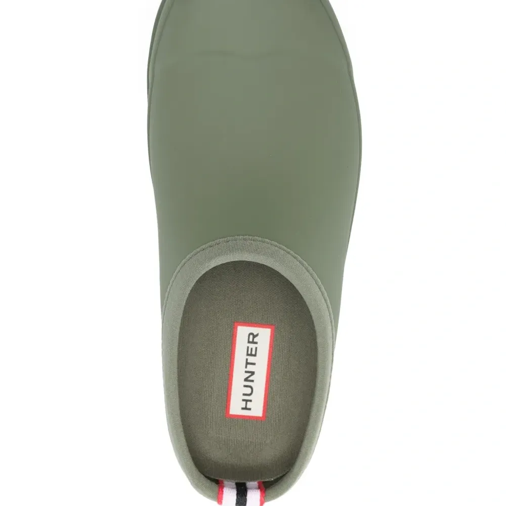 Мюли с логотипом