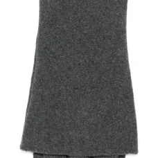 Джемпер с открытыми плечами