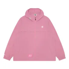 Легкая куртка с капюшоном