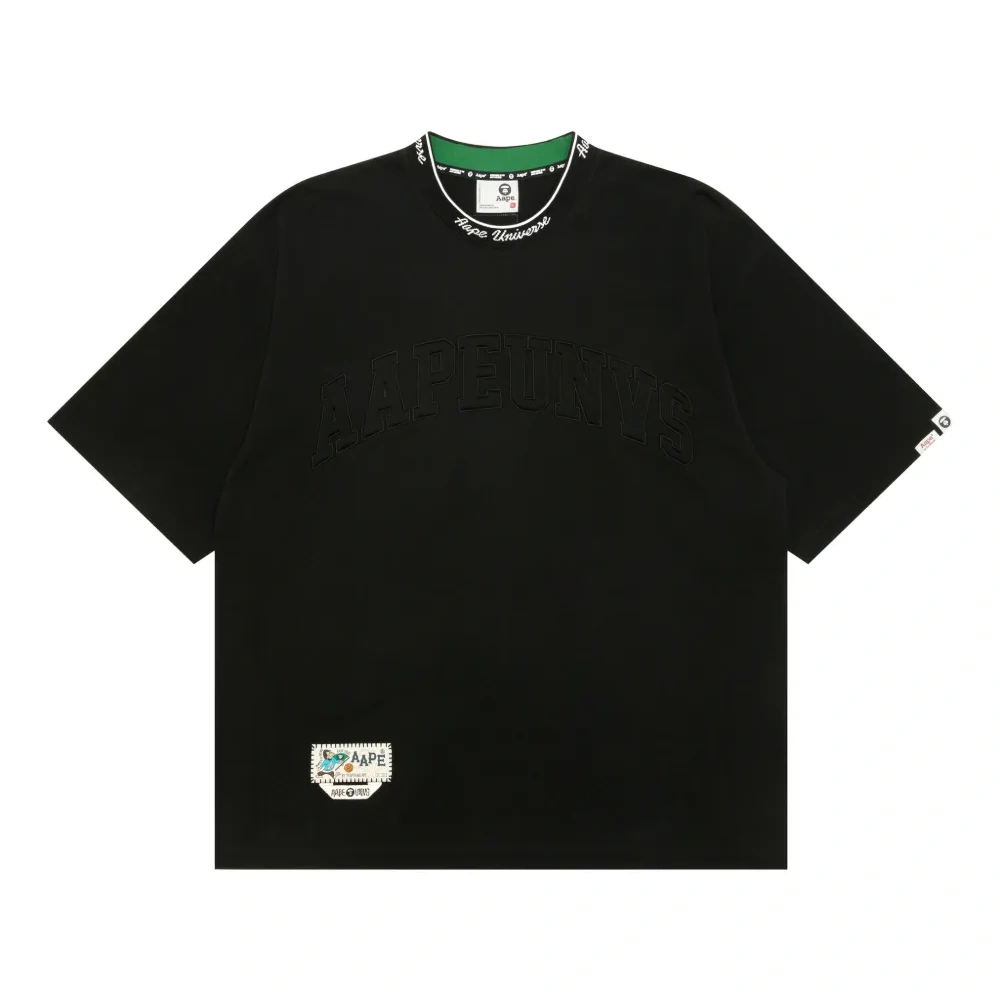 Футболка с вышитым логотипом