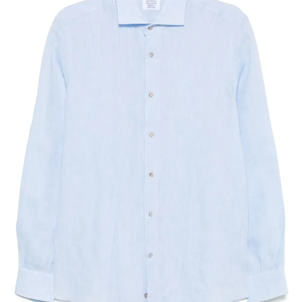 Льняная рубашка