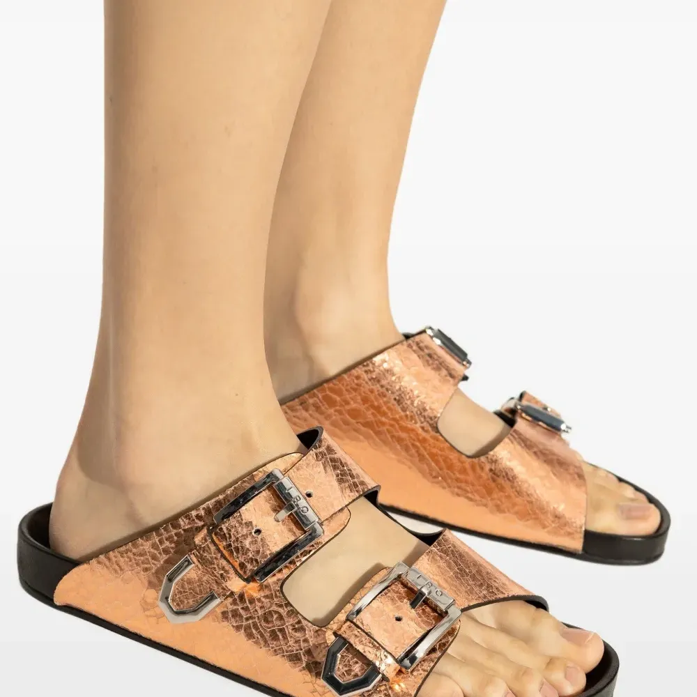 Кожаные шлепанцы