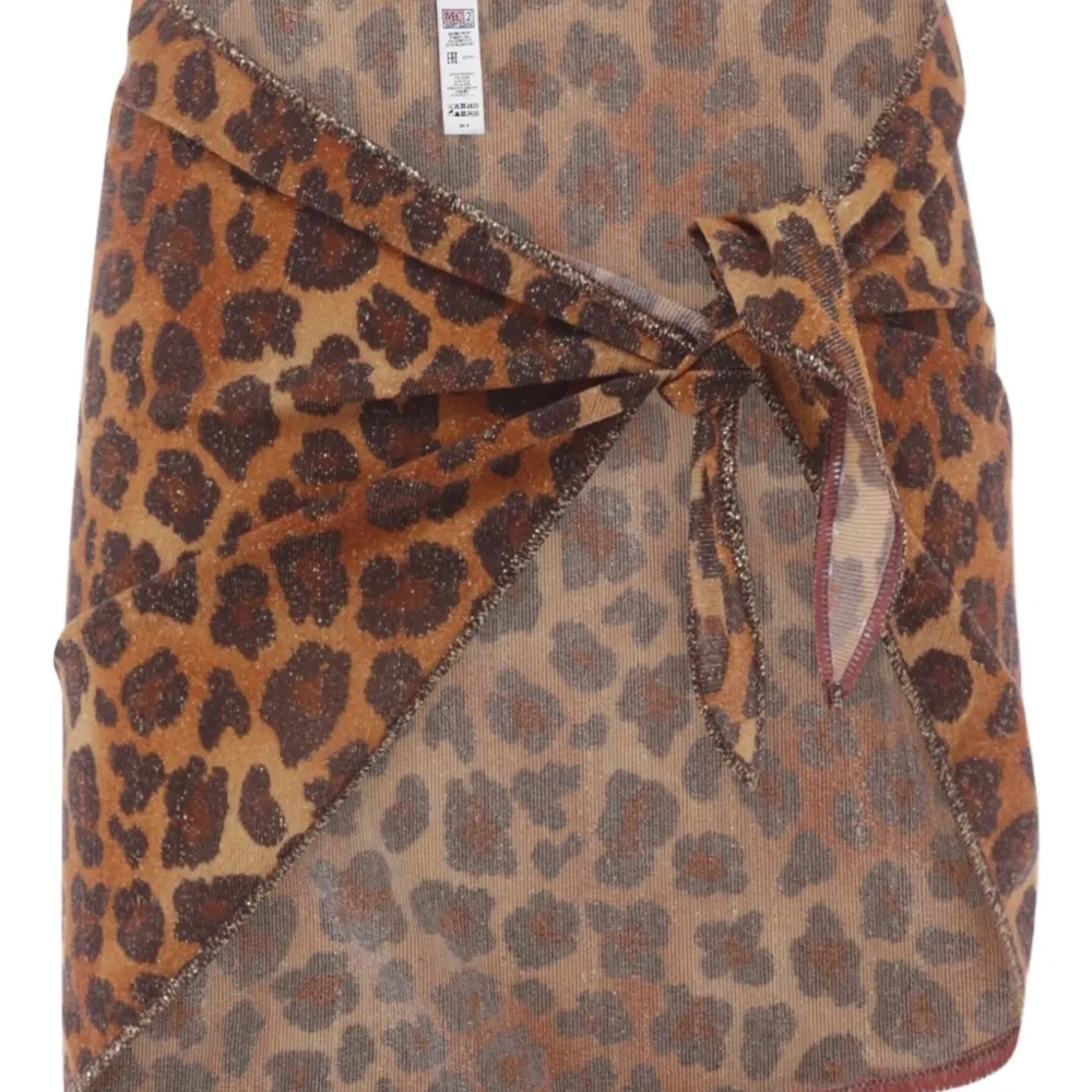 Саронг с леопардовым принтом