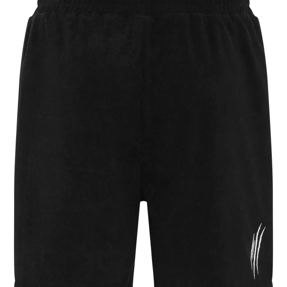 Спортивные шорты