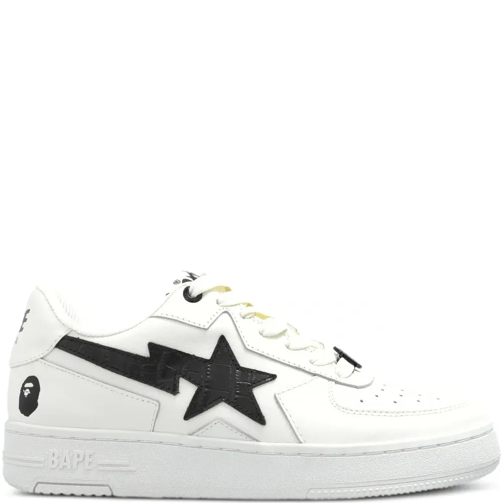 Кожаные кроссовки