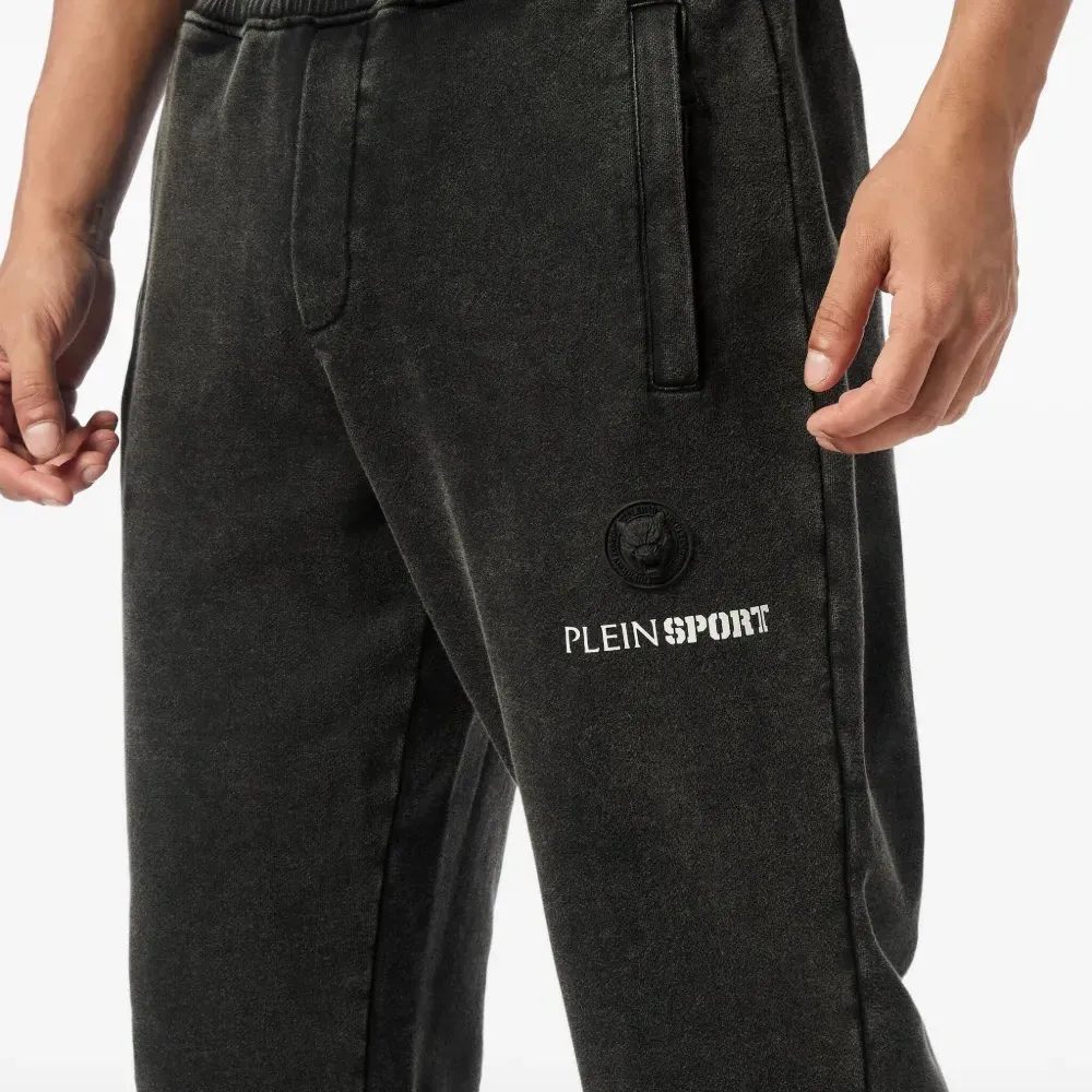 Спортивные брюки с логотипом