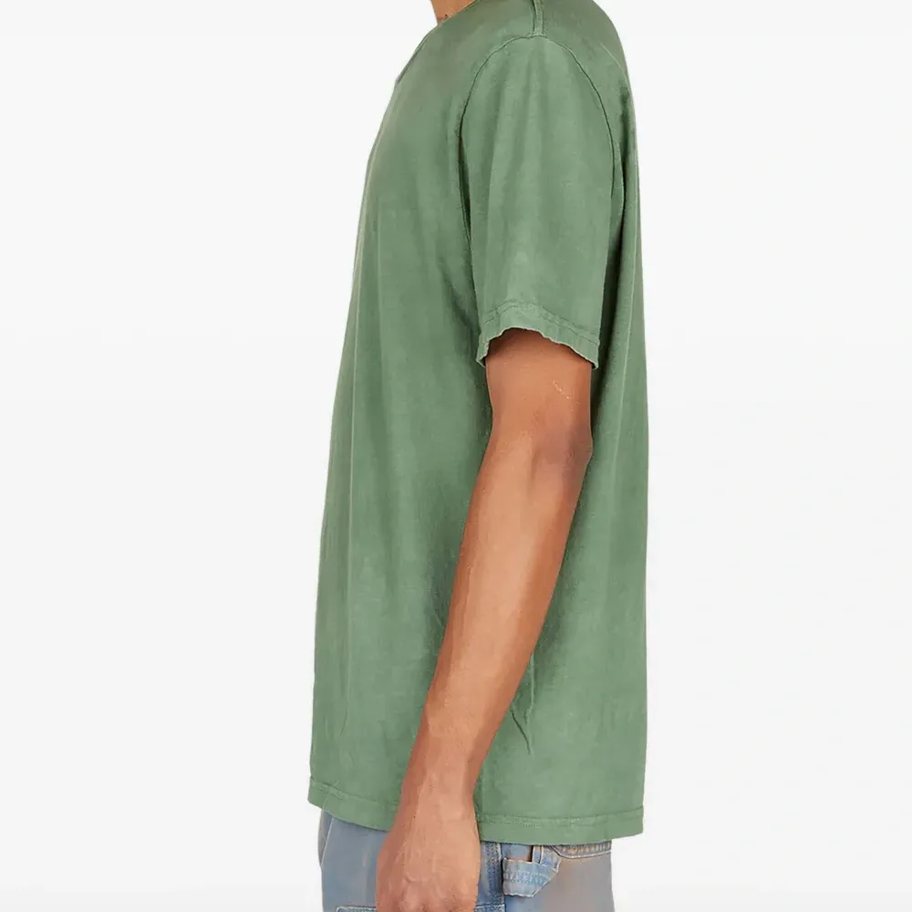 футболка с круглым вырезом