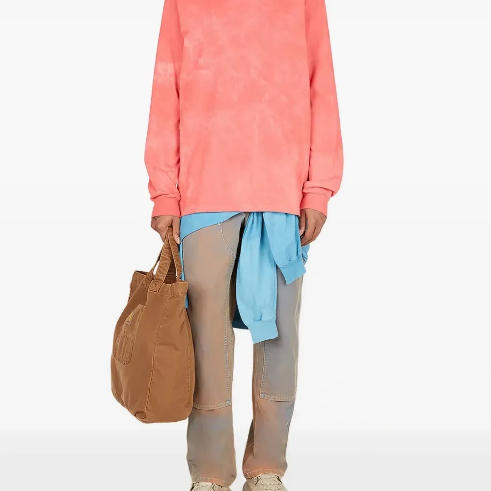 футболка с длинными рукавами