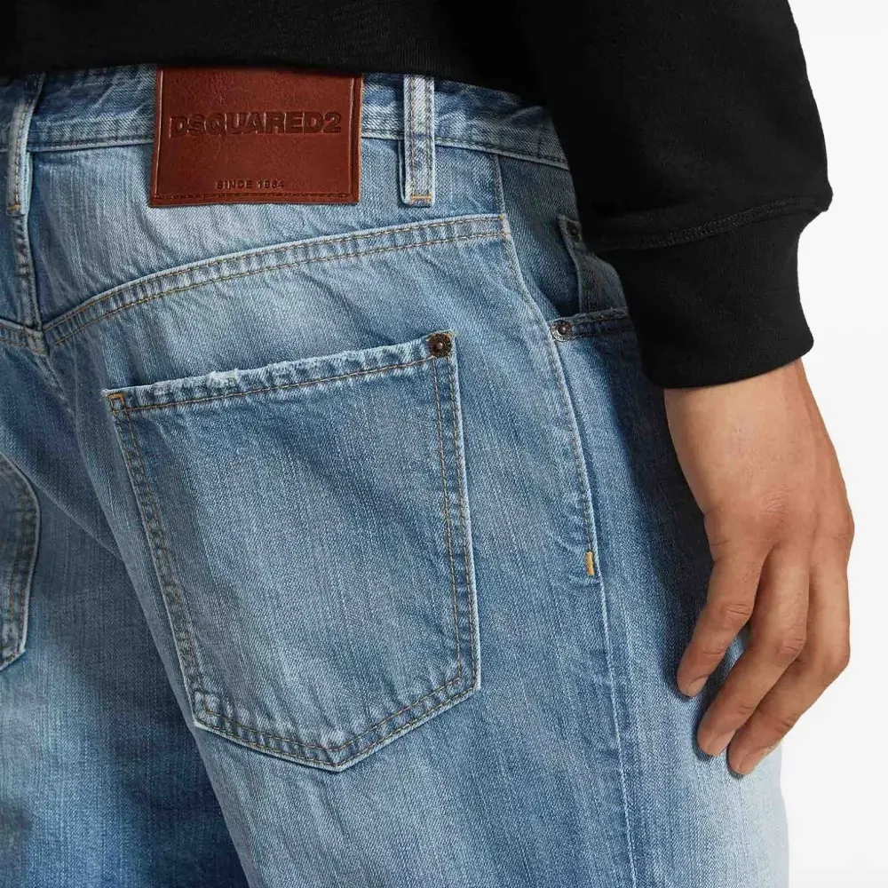 Джинсовые шорты