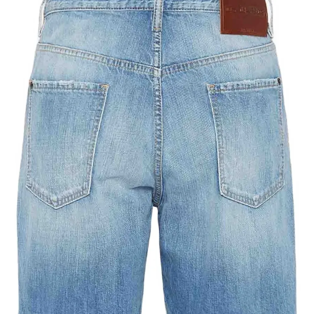 Джинсовые шорты