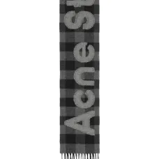 Шарф в клетку с логотипом