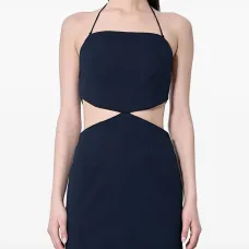 Коктейльное платье мини с квадратным вырезом Коктейльное платье мини с квадратным вырезом