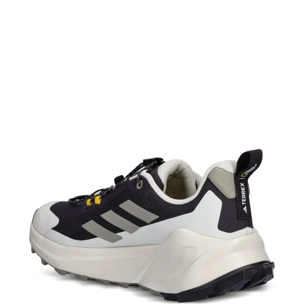 Кроссовки Trailmaker Gore-Tex из коллаборации с National Geographic