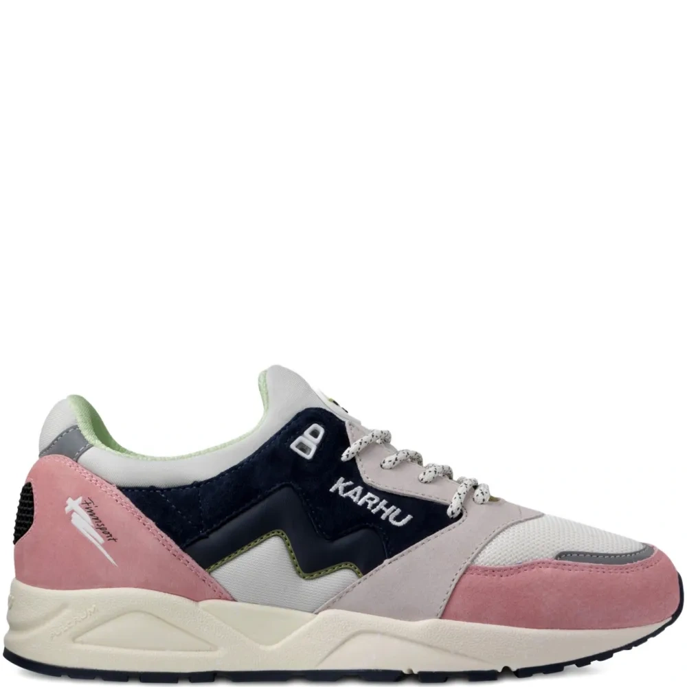 кроссовки Aria