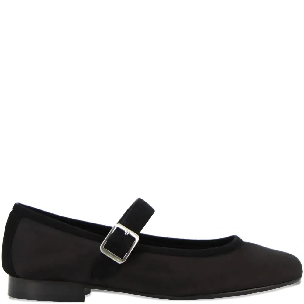 балетки Constance из коллаборации с Reqins